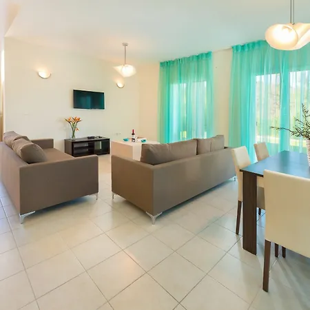 Apartment Seven Springs Apollon